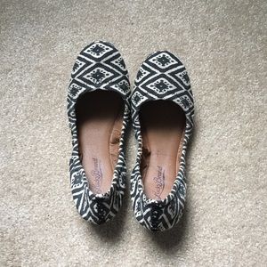 Lucky Brand ballet flats